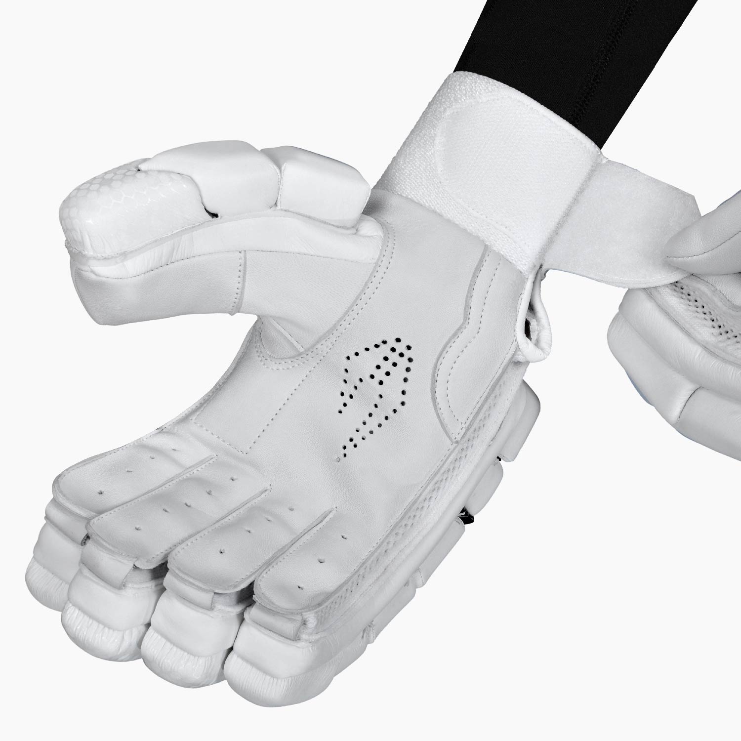 DSC Blak 11 Batting Gloves - Youth