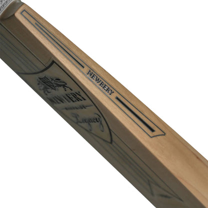 Newbery Legacy Pro Cricket Bat - Senior