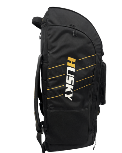 Sturdy Husky Duffle Wheel Bag