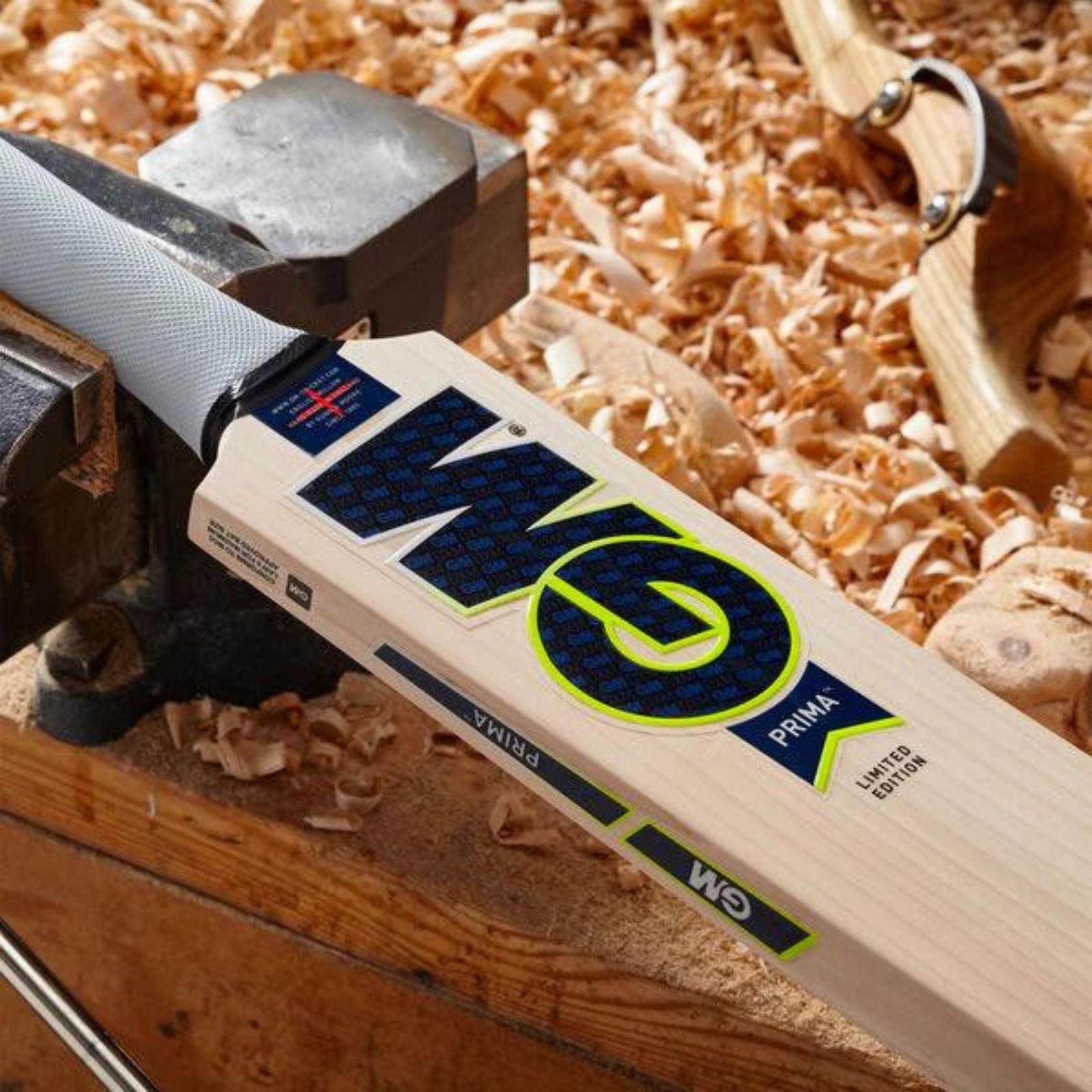 Gunn & Moore Prima DXM Limited Edition Cricket Bat - SH