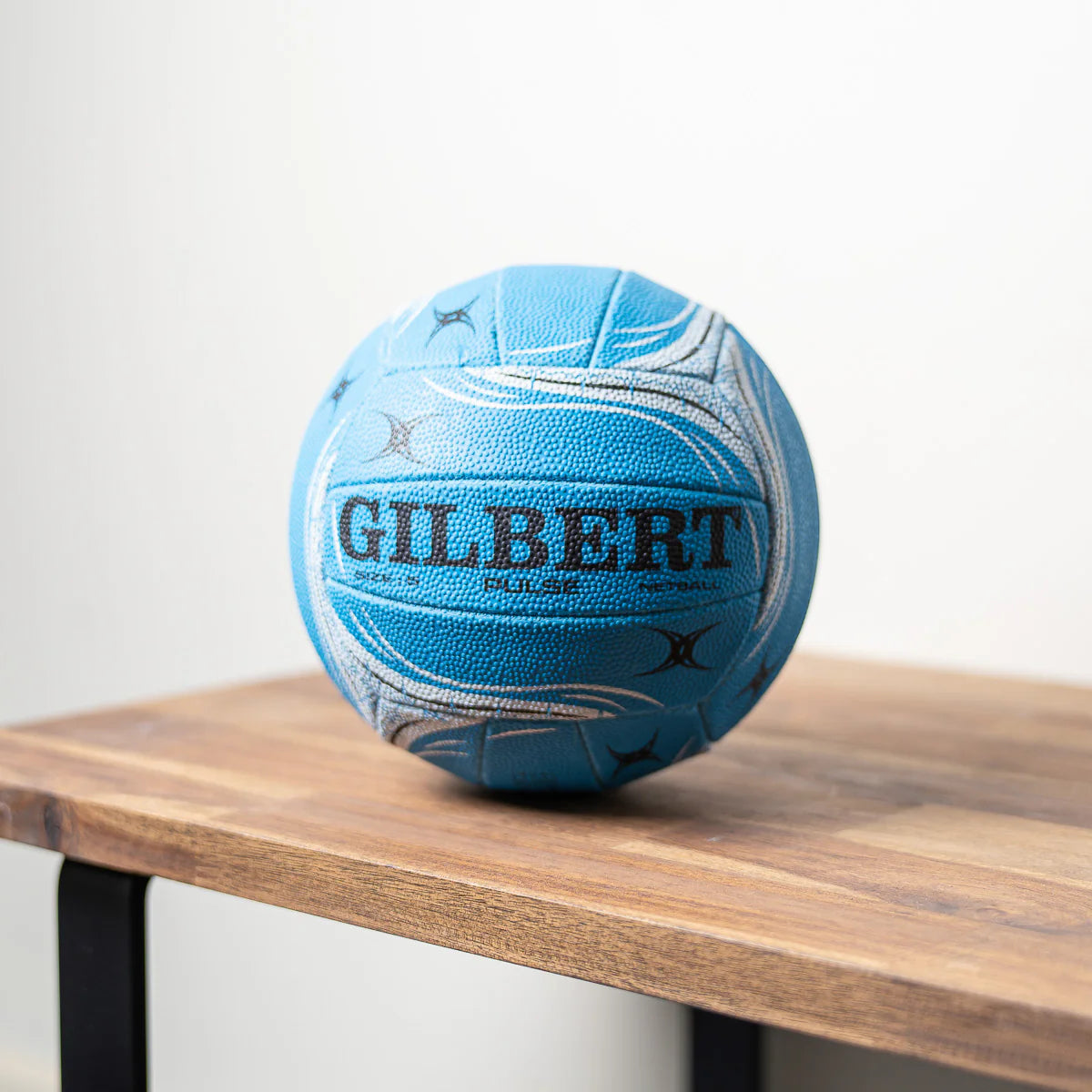 Gilbert Pulse Netball Blue - Size 5