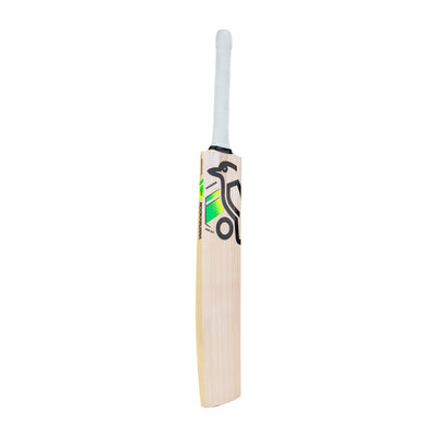 Kookaburra Kahuna Pro 9.0 Kashmiri Willow Junior Cricket Bat - Size 1