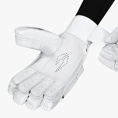 DSC Blak Cricket Batting Gloves - Small Junior