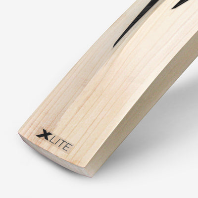 DSC Xlite 35 Cricket Bat - Adult