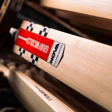 Gray Nicolls Nova 3.0 Players Edition Cricket Bat - Senior (Natural)