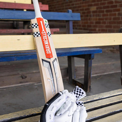 Gray Nicolls TH137 Nova Limited Edition Cricket Bat - Senior