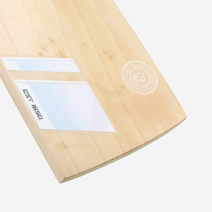 Kookaburra Ghost Pro 4.0 Cricket Bat - Size 5