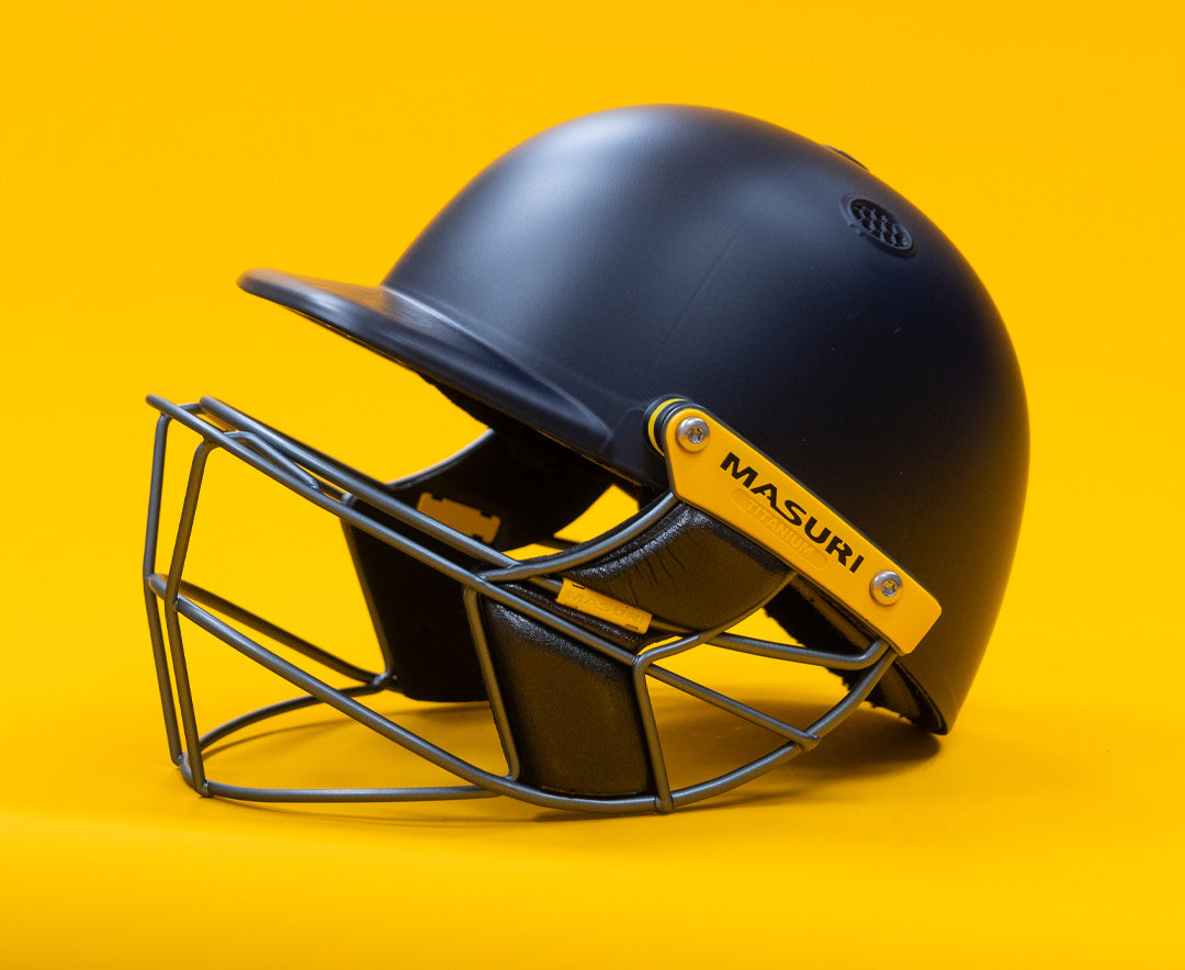 Masuri E Line Plus Titanium Grille Cricket Helmet - Senior Navy