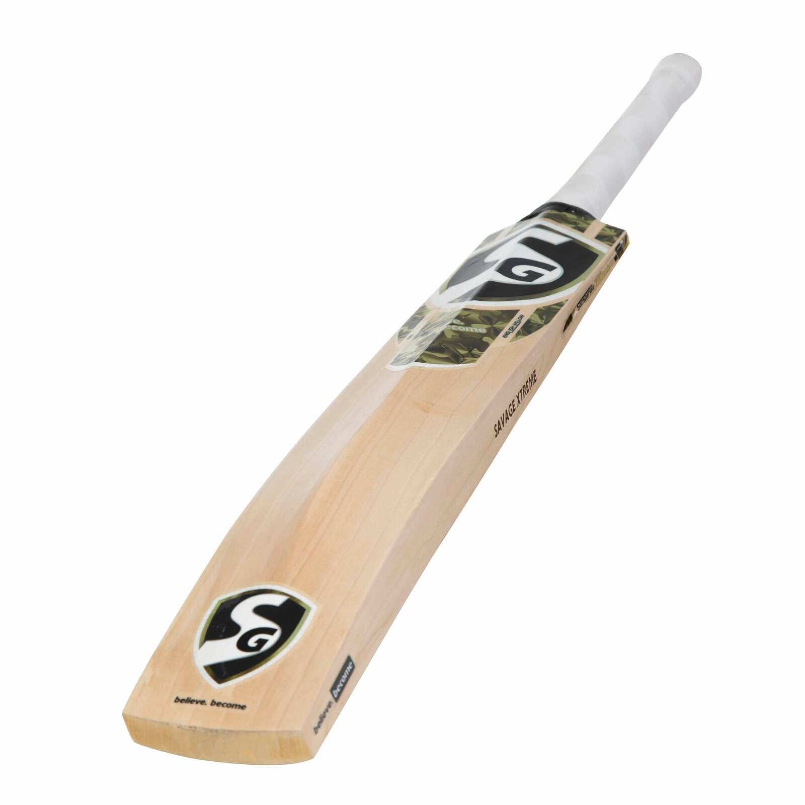 SG Savage Xtreme Cricket Bat - Senior