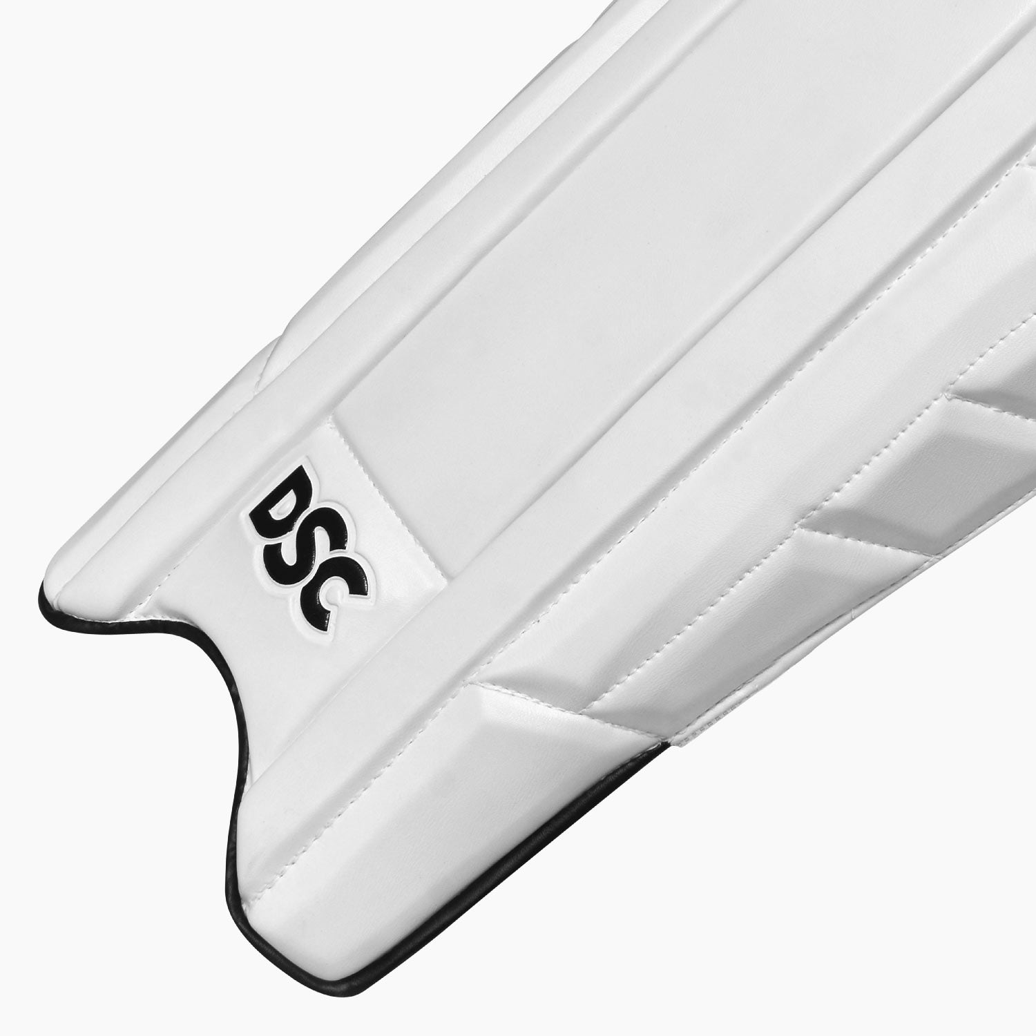 DSC Cynos 2020 Batting Leg Guard - Junior
